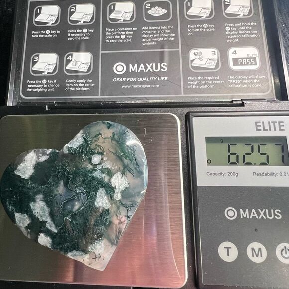 Moss Agate Crystal‎ Heart (#11) - Picture 10 of 10